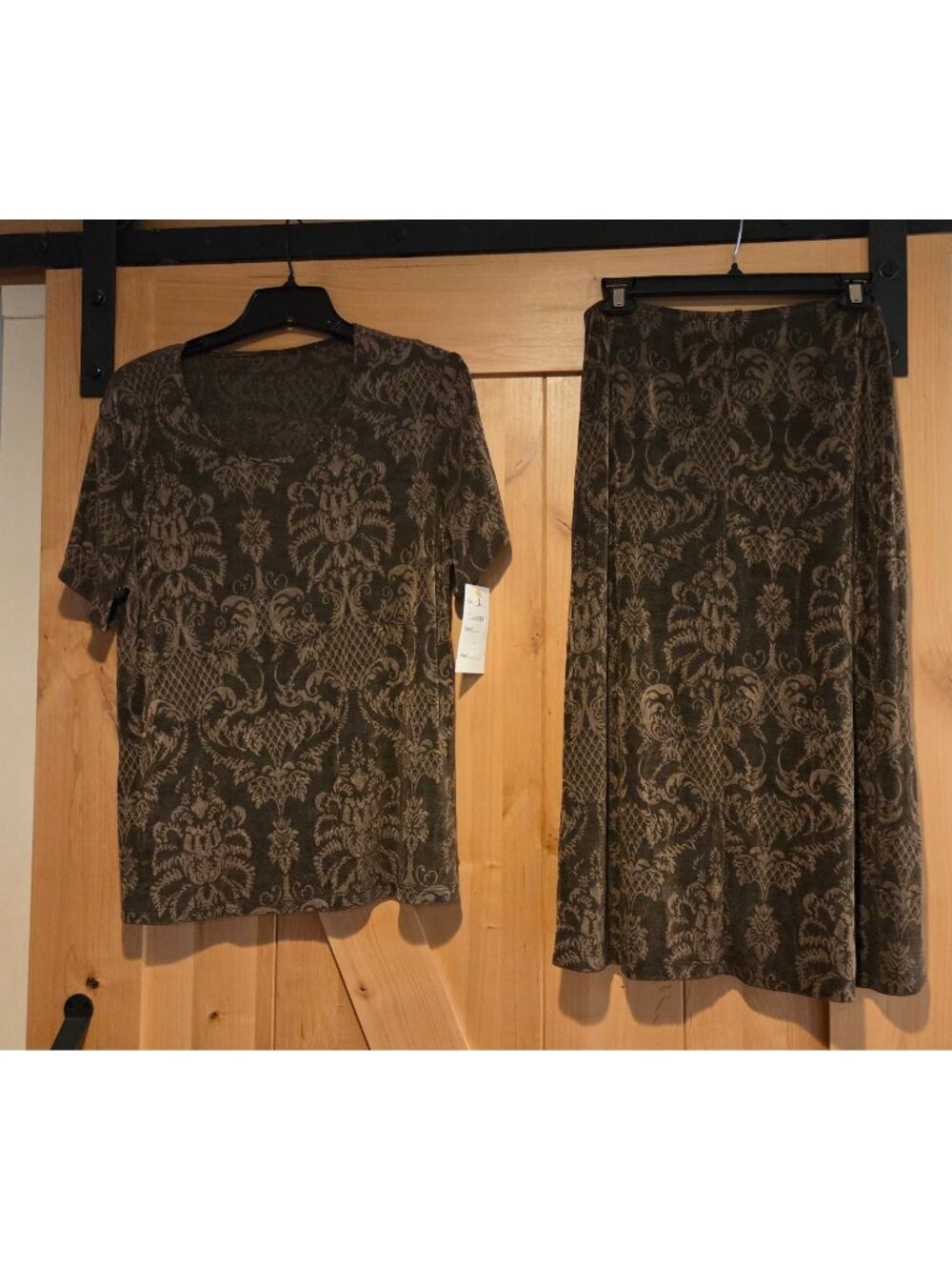 New! Vtg Women's L Brown Slinky Knit 2 Piece Top & Midi Skirt Damask Old Money